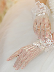 gants de tuller avec noeuds et volants